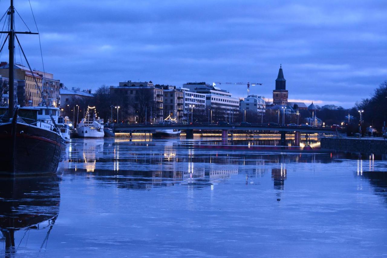 Riverside Lux With 2 Bedrooms, Car Park Garage And Sauna Турку Экстерьер фото